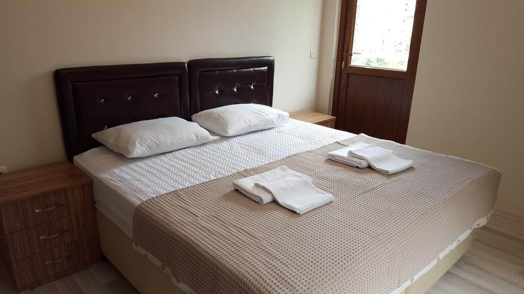 Afra Apart Aparthotel ทรับซอน ห้อง รูปภาพ